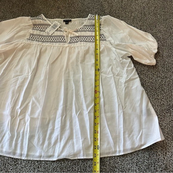 TORRID 00 XL 0X White Cotton Blouse Black Stitch Detail R $49 - Picture 9 of 11